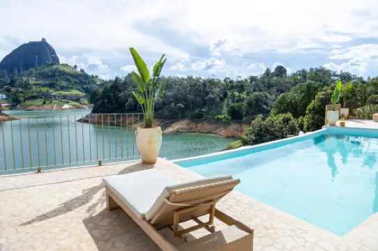 MYLOS Hotel Boutique