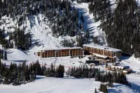 Sunshine Mountain Lodge Hotels in Improvement District No. 9