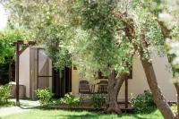 Pefkon Suites