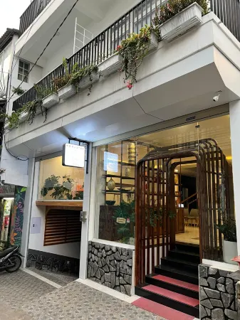 Feliz Dalat Homestay Отели рядом с достопримечательностью «Озеро Сюан Хуан»