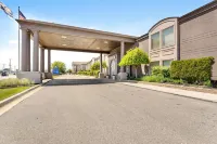 데이즈 인 & 스위트 바이 윈덤 로즈빌 디트로이트 에어리어 그로쓰 포인트 우즈 호텔