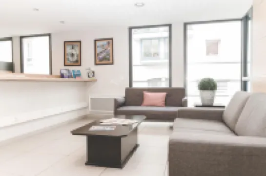 Terres de France - Appart'Hotel Quimper Bretagne