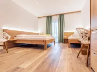 فلوكنر بد آند بريكفاست Hotels near شالموس