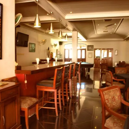 The Gecho Inn Town