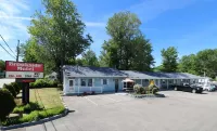 Brookside Inn & Cottages Hotels in 