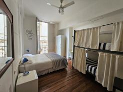 BA Stop Hotel House