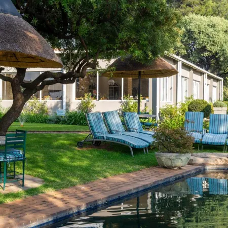 CedarWoods of Sandton Отели рядом с достопримечательностью «Ривония»