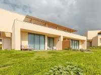 White Shell Beach Villas Hotels in Lagoa