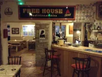 Cross Keys Inn Hotels in Mendip District