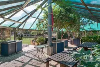 Dongara Tourist Park Hoteles en Port Denison