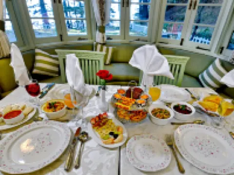 ブリジ  ヴィラ ダルハウジー - コロニアル ラグジュアリー リトリート チャンバのホテル