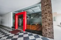 RedDoorz Plus Near Universitas Negeri Makassar Hotels in Mamajang