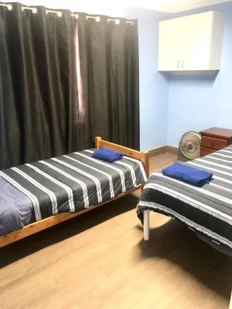 Bay Lodge Отели рядом с достопримечательностью «Little Lagoon»