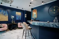 Apt. 11 Boutiques - Apartments
