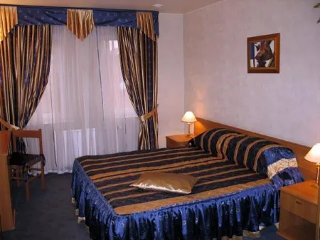 Четыре короны Отели в г. Дмитровский район