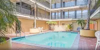 Super 8 by Wyndham New Orleans - familiares