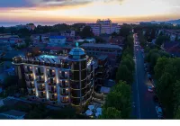 Shine House Hotels in Adler