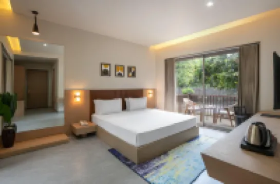 Gir Aatithya Clarks Inn