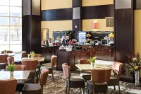 ClubHouse Hotel & Suites Fargo - Airport Shuttle
