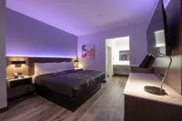 Express Inn & Suites