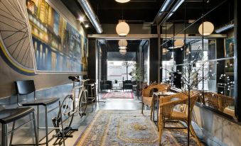 Fira Apartments by Gaiarooms - Housity