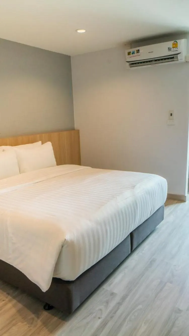 ห้องสแตนดาร์ด เตียงใหญ่ 1 เตียง