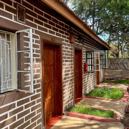 Patamu Restaurant & Lodge