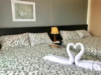 The Beach Cha am Residence - Haustierfreundliche