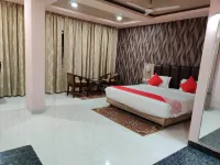 Hotel VIP Square - Hot Tub