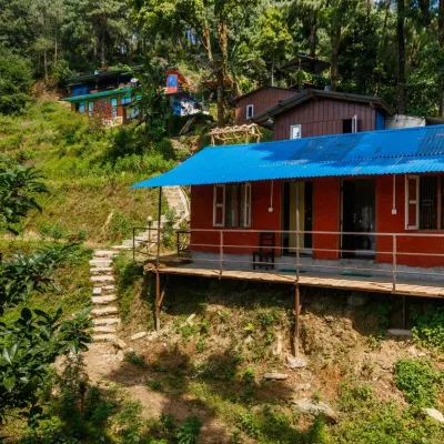 叢林皇冠有機家庭旅館 Nagarkot Waterfall附近的飯店