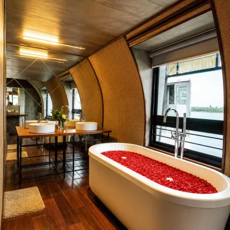 Southern Panorama Houseboats