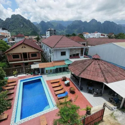 Vang Vieng Chill House Hotels near Wat Kang