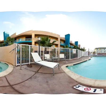 Holiday Inn OCEANSIDE CAMP PENDLETON AREA by IHG
