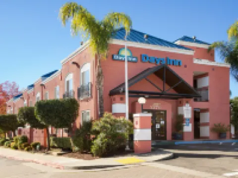 Days Inn by Wyndham Concord Hotels in Concord