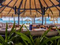Thompson Zihuatanejo, A Beach Resort by Hyatt Hotels in Zihuatanejo