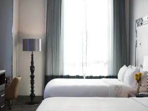 Renaissance Pittsburgh Hotel