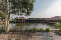 RedDoorz Syariah at Bumi Eyang Enin Homestay Tasikmalaya Hotels in Singaparna