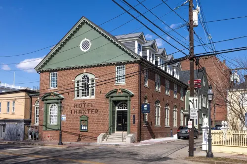 Hotel Thaxter Hotels in New Castle