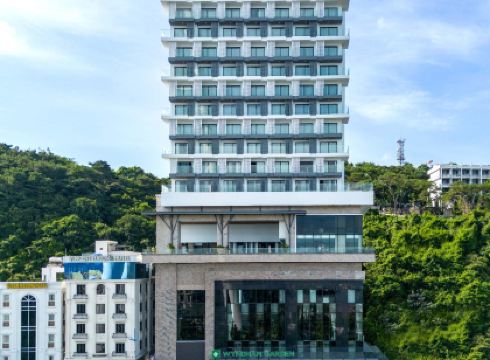 Wyndham Garden Legend Halong