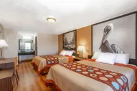 Super 8 by Wyndham Evanston