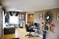 Scottish Inns Potsdam - 2-Star