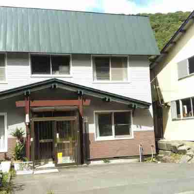 Kitayuzawa Onsen Town Guesthouse Yamada Hotel Exterior