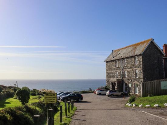 Housel Bay Hotel