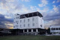 Hotel Bhairav Bagh & Restaurant - Hot Springs