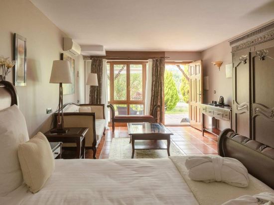 Hotel & Spa Etxegana