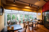 Arbor House - Homestays