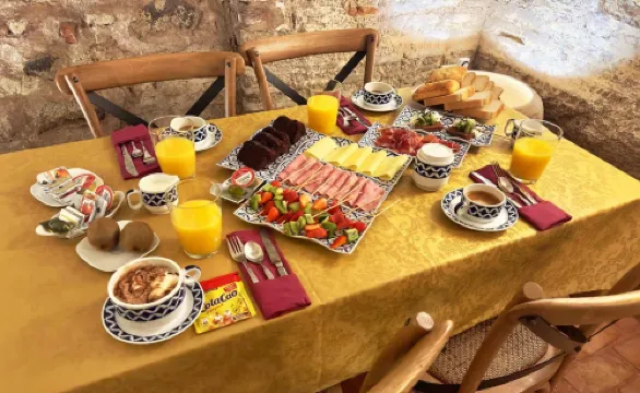 Almunia de San Miguel