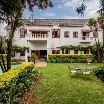 5th Avenue Gooseberry Guest House Отели рядом с достопримечательностью «Мелвилл»