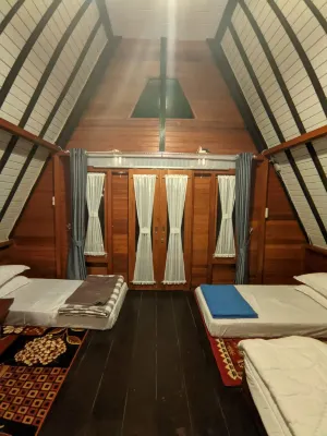 Villa Deo Siosar Hotel dekat One Tree Hill