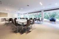 ฟอร์เรสต์โฮเทลแอนด์อพาร์ท์เมนท์